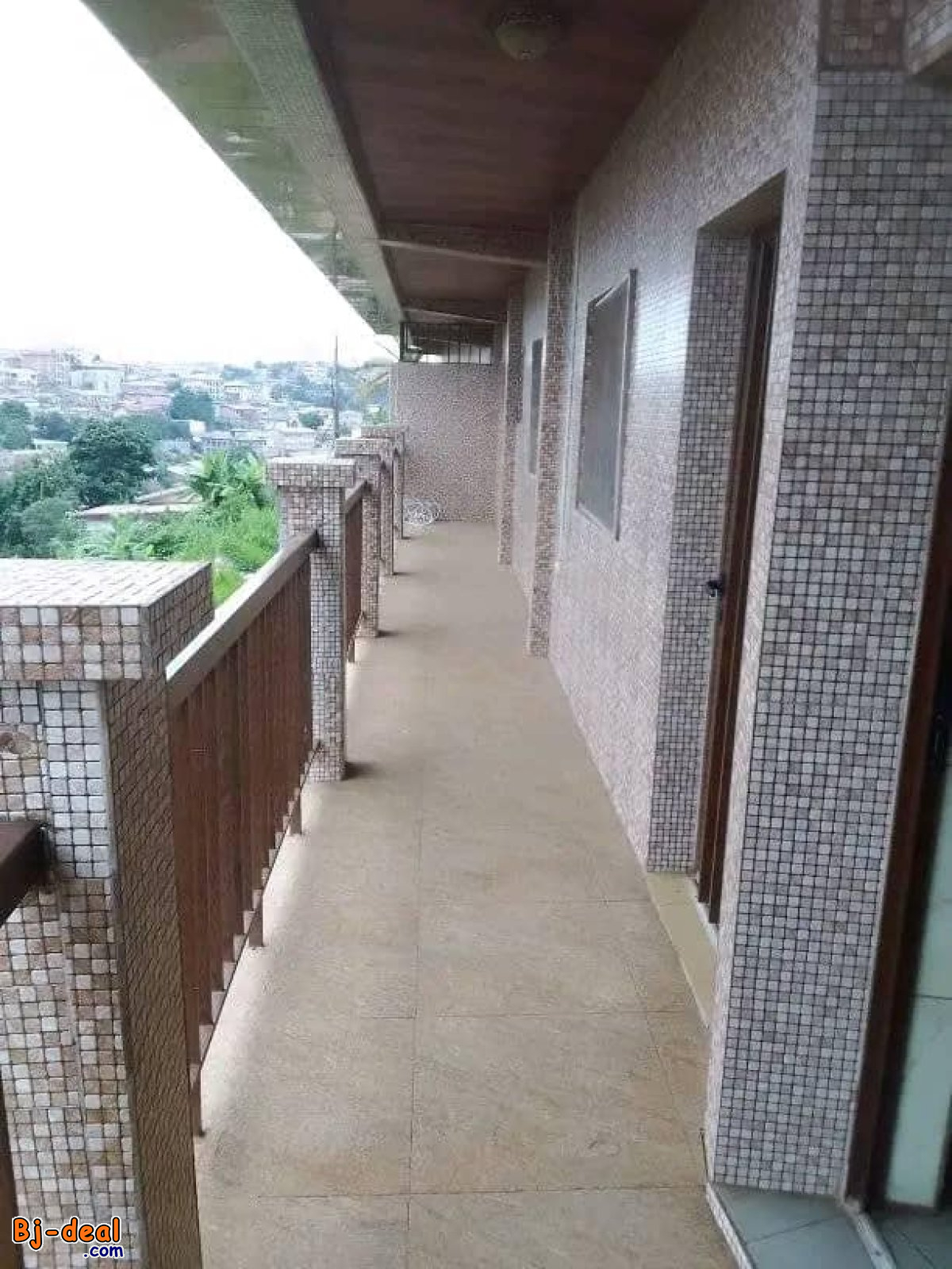 Image principale de Appartement avec parking à Titi garage