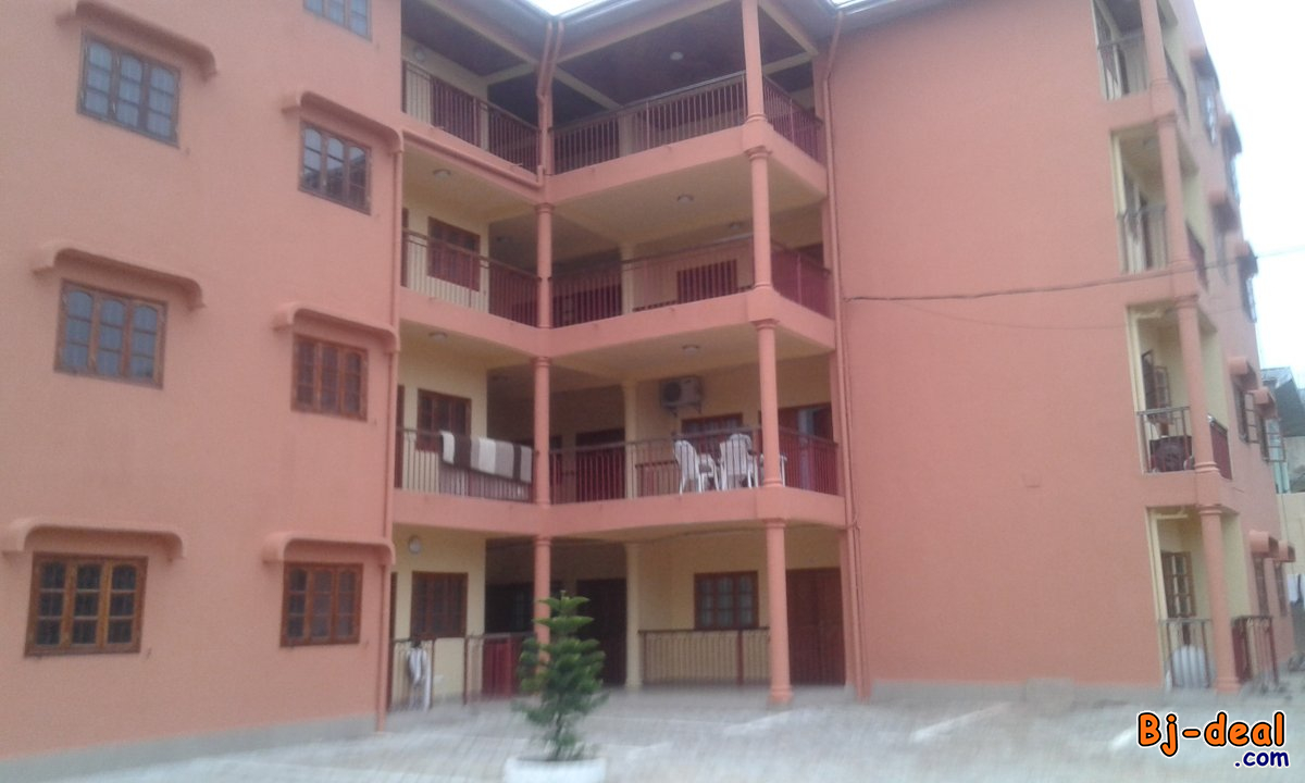 Main image of Appartements 2 et 3 Chambres situés Résidence Bantous situé à 700m Carrefour Logpom