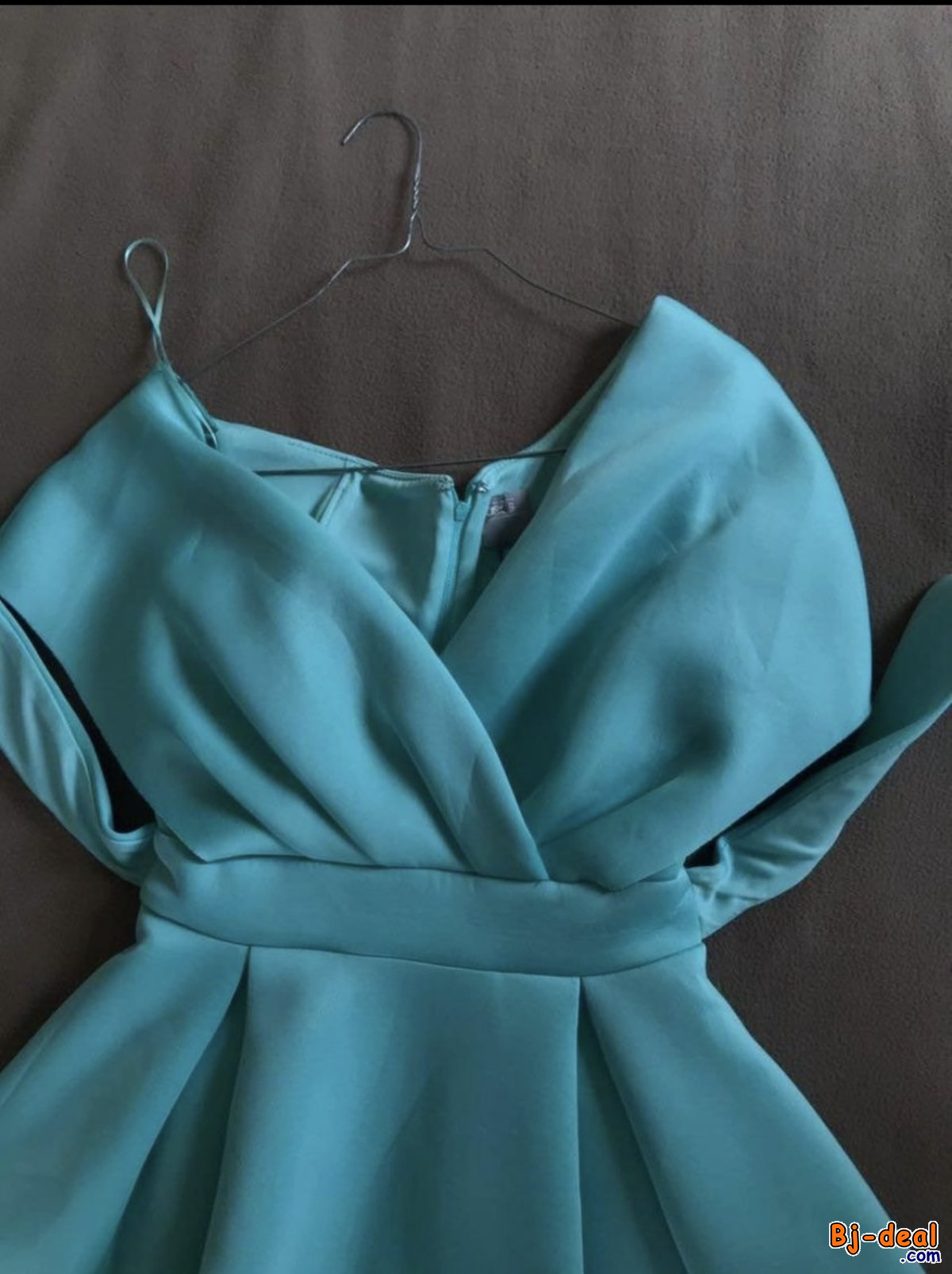 Image principale de Robe Élégante Porté une fois