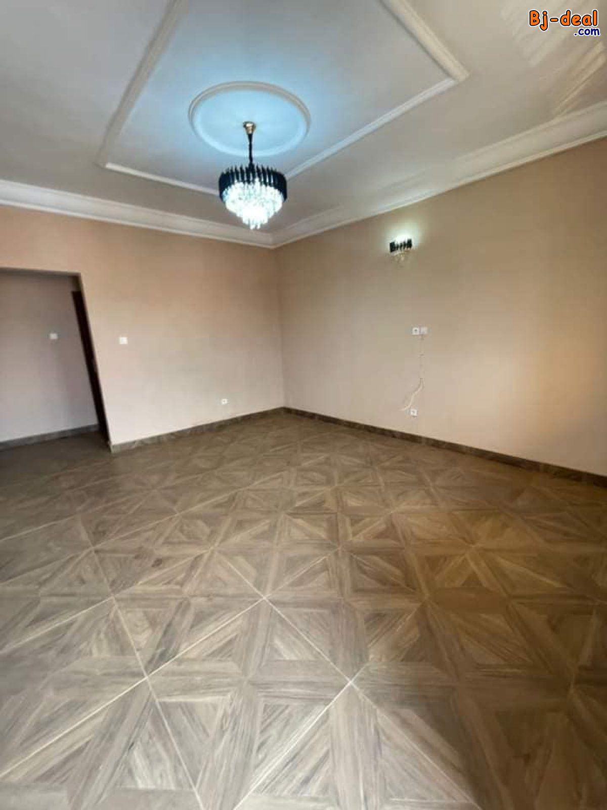 Image principale de Appartement neuf avec eau chaude gardien parking forage à Nkolfoulou.Accès goudronné