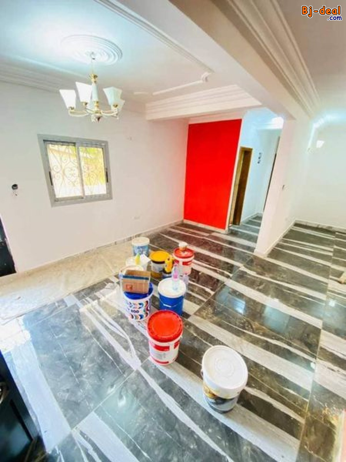 Image principale de Appartement neuf avec clim eau chaude gardien parking, forage à Etoudi. Accès goudronné