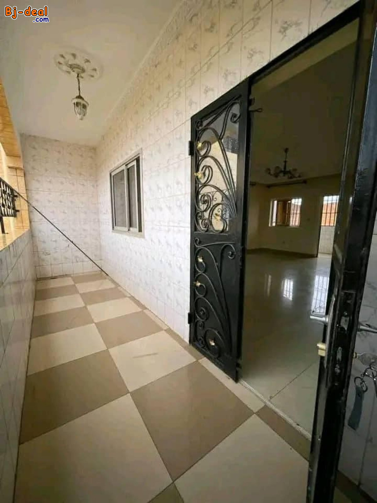 Image principale de Bel appartement avec garage forage parking à Ngousso