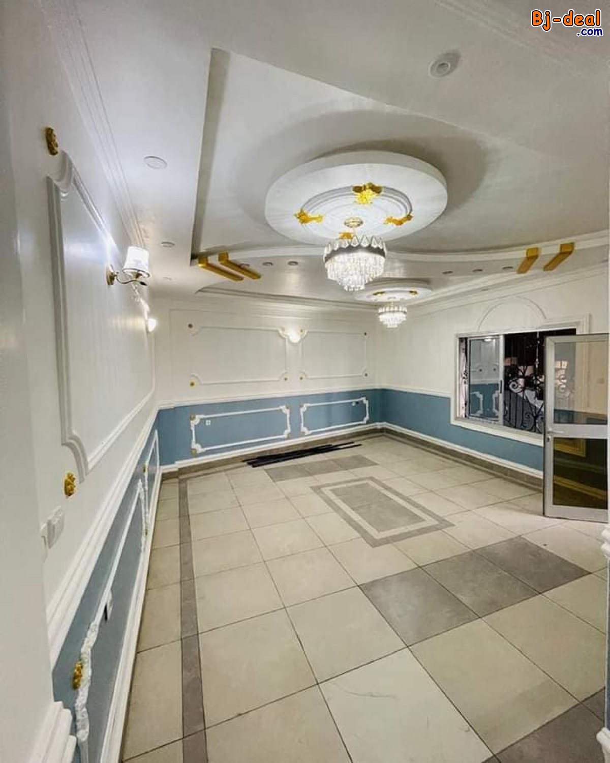 Image principale de Appartement haut standing neuf avec eau chaude parking forage à Nkoabang