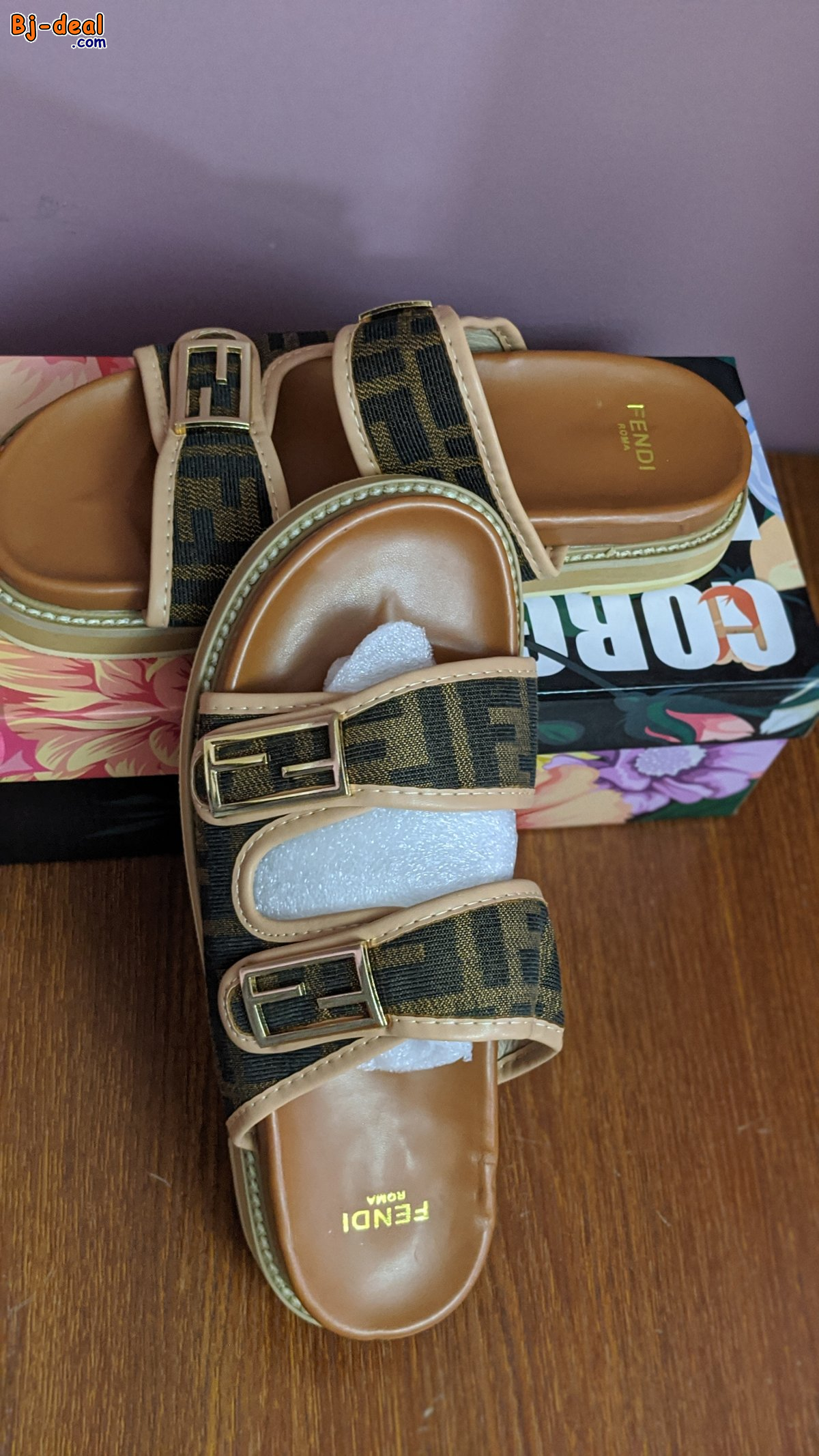 Image principale de Babouche FENDI de luxe