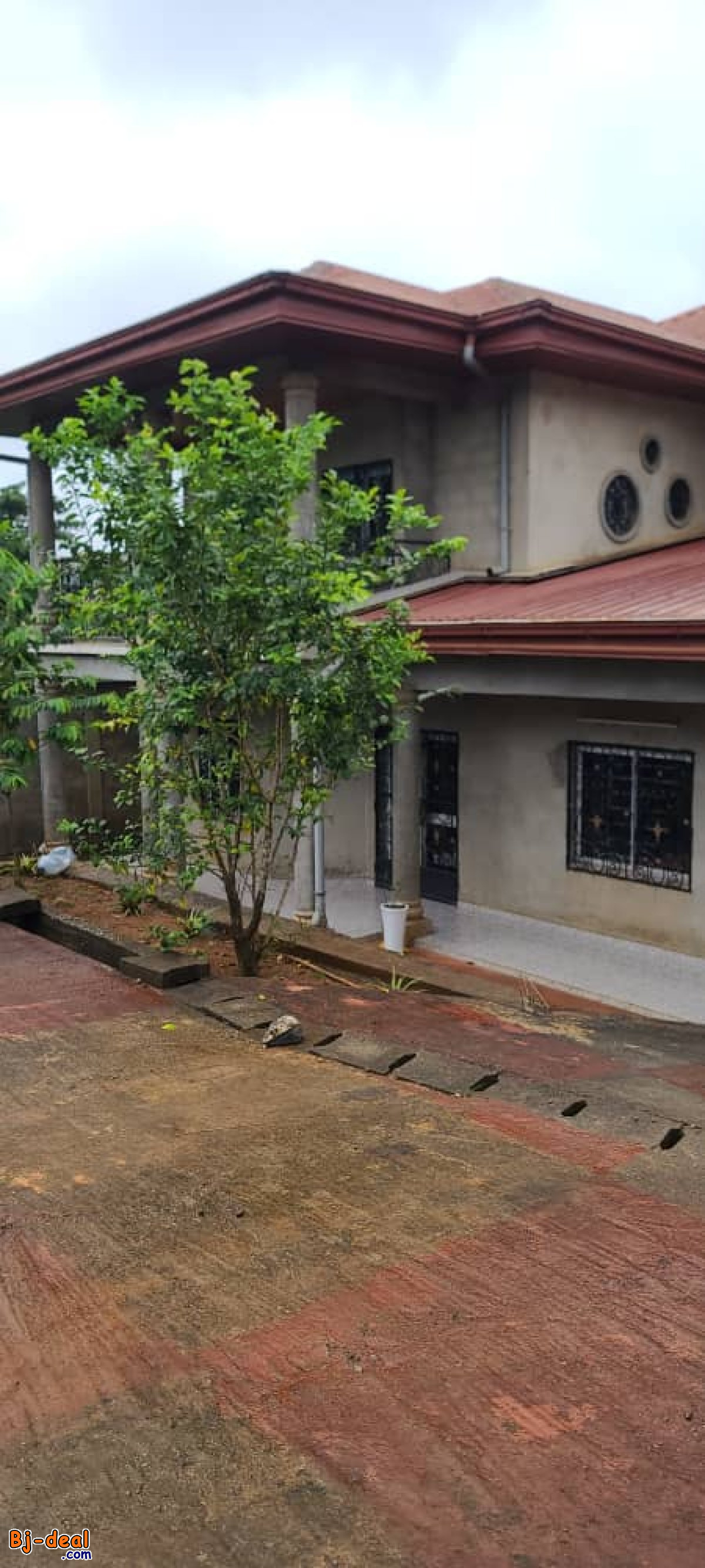 Image principale de Duplex a Vendre sur yaounde