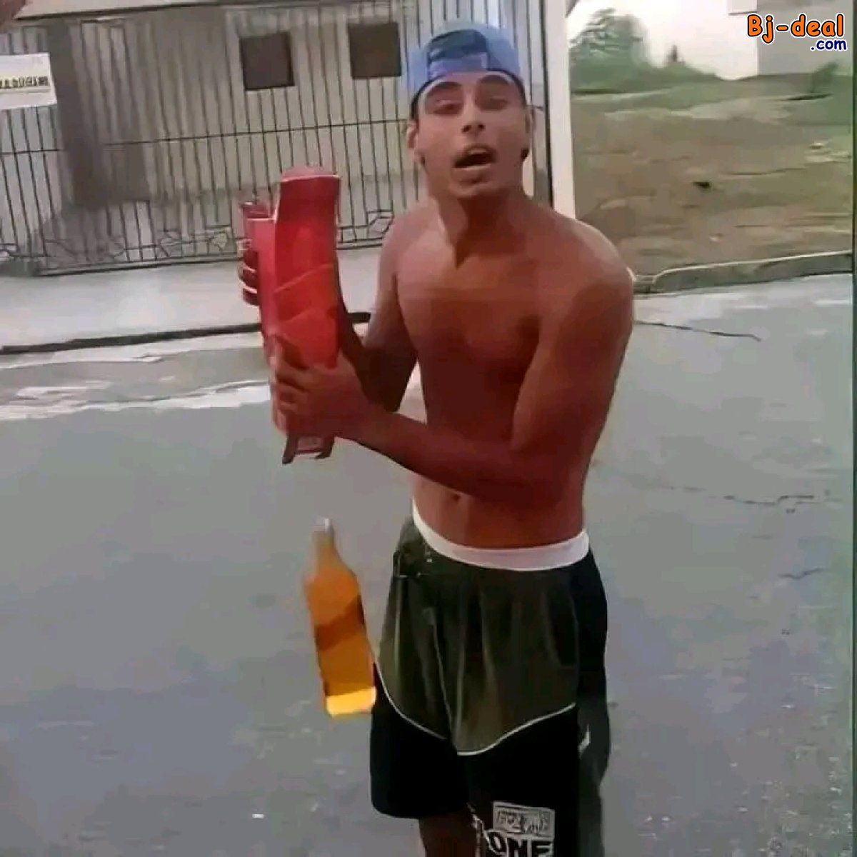 Image principale de Tu veux te faire défoncer