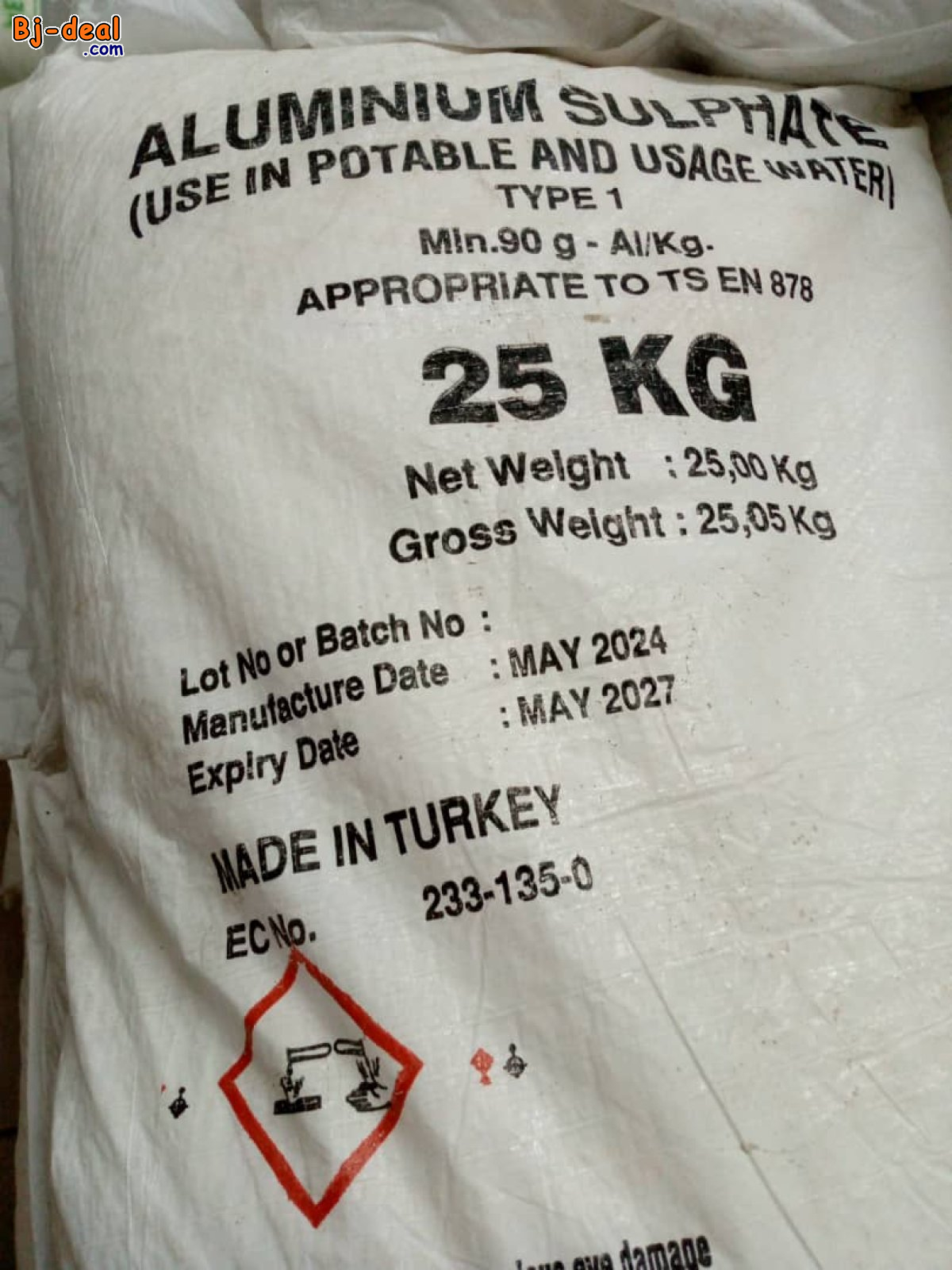 Image principale de Sulfate d&amp;#039;aluminium disponible à Douala