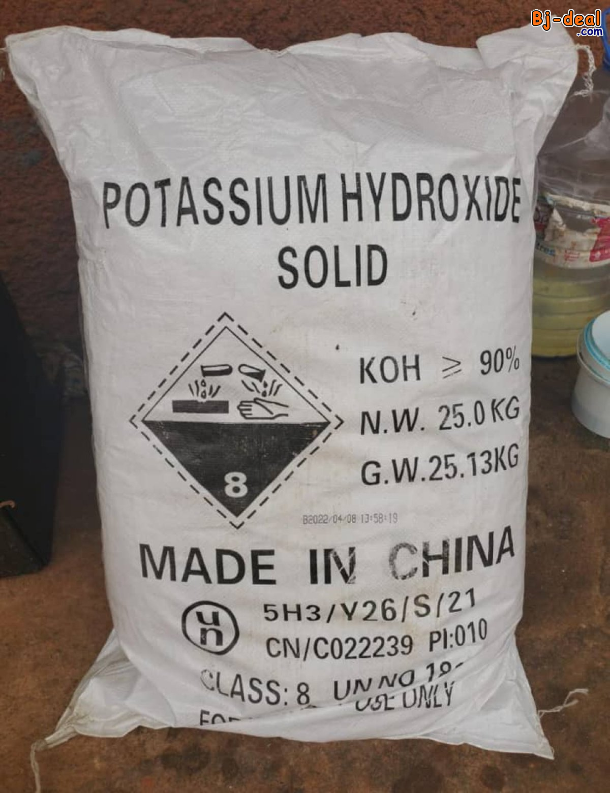 Image principale de Potassium Hydroxide disponible à Douala et expédition partout