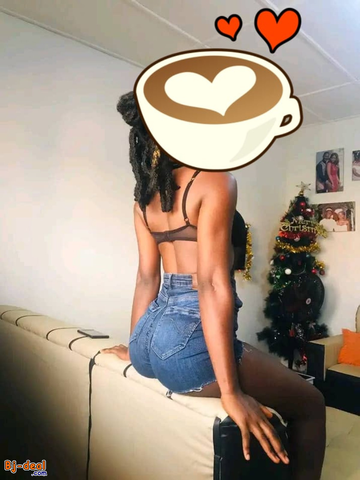 Main image of Jolie fille 24 ans de passage dans la ville