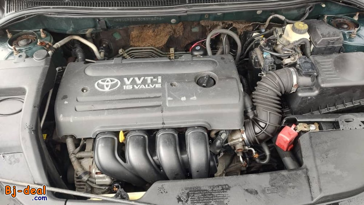 Main image of TOYOTA AVENSIS ANNÉE 2005