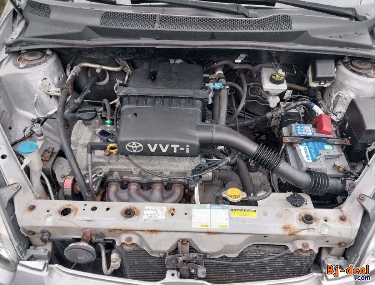 Main image of TOYOTA YARIS VVT-i année 2005