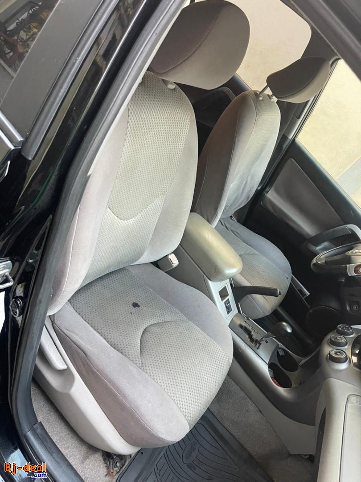 Main image of TOYOTA RAV4 année 2008