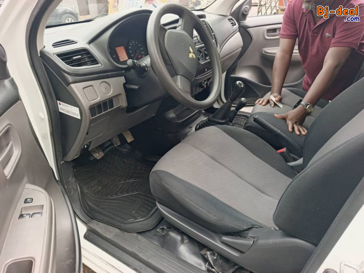 Main image of MITSUBISHI L200 DI-D ANNÉE 2020