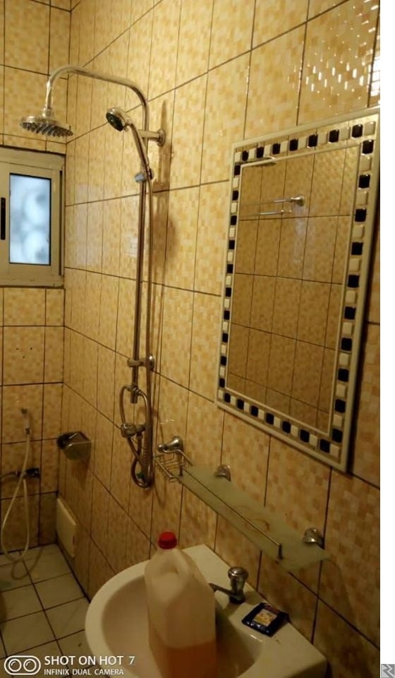 Image principale de studio moderne à  douala