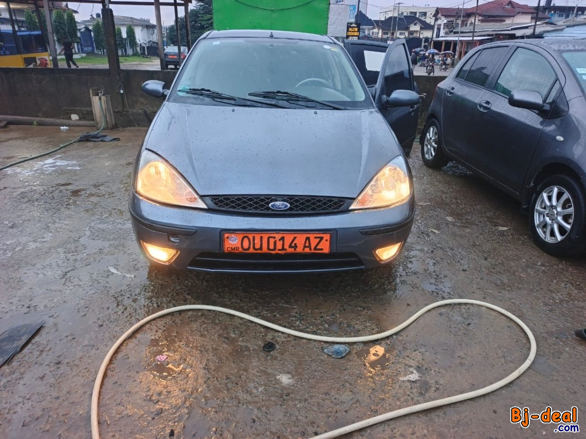 Main image of FORD FOCUS ANNÉE 2001 essence