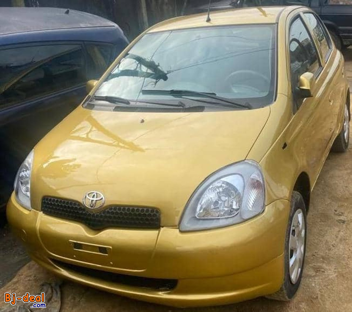 Image principale de TOYOTA YARIS ANNÉE 2004