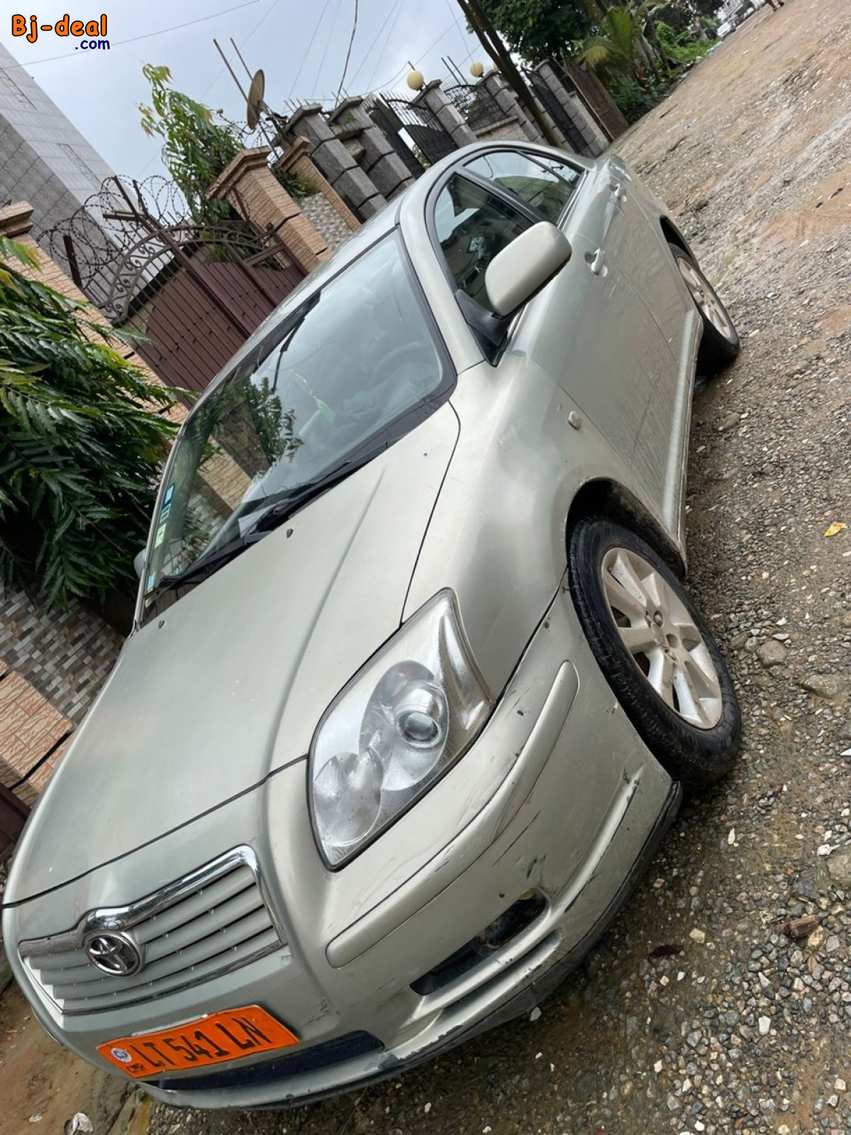 Image principale de TOYOTA AVENSIS ANNÉE 2005