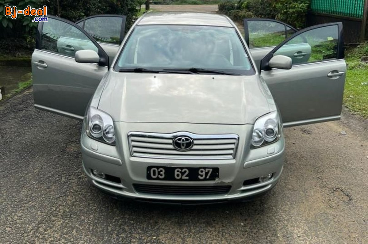 Main image of TOYOTA AVENSIS ANNÉE 2005
