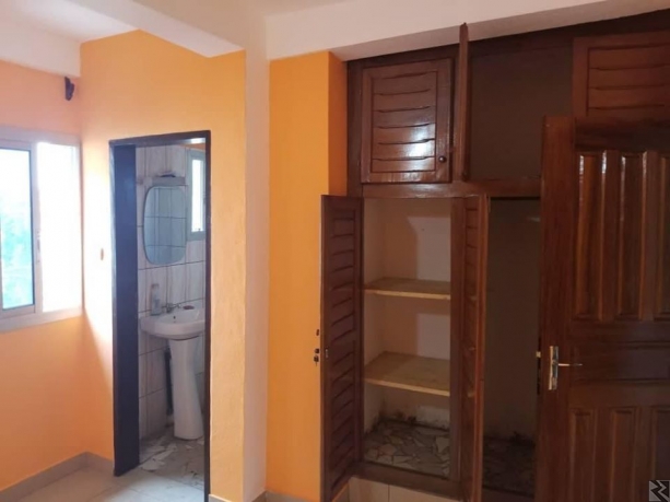 Image principale de studio moderne à  douala