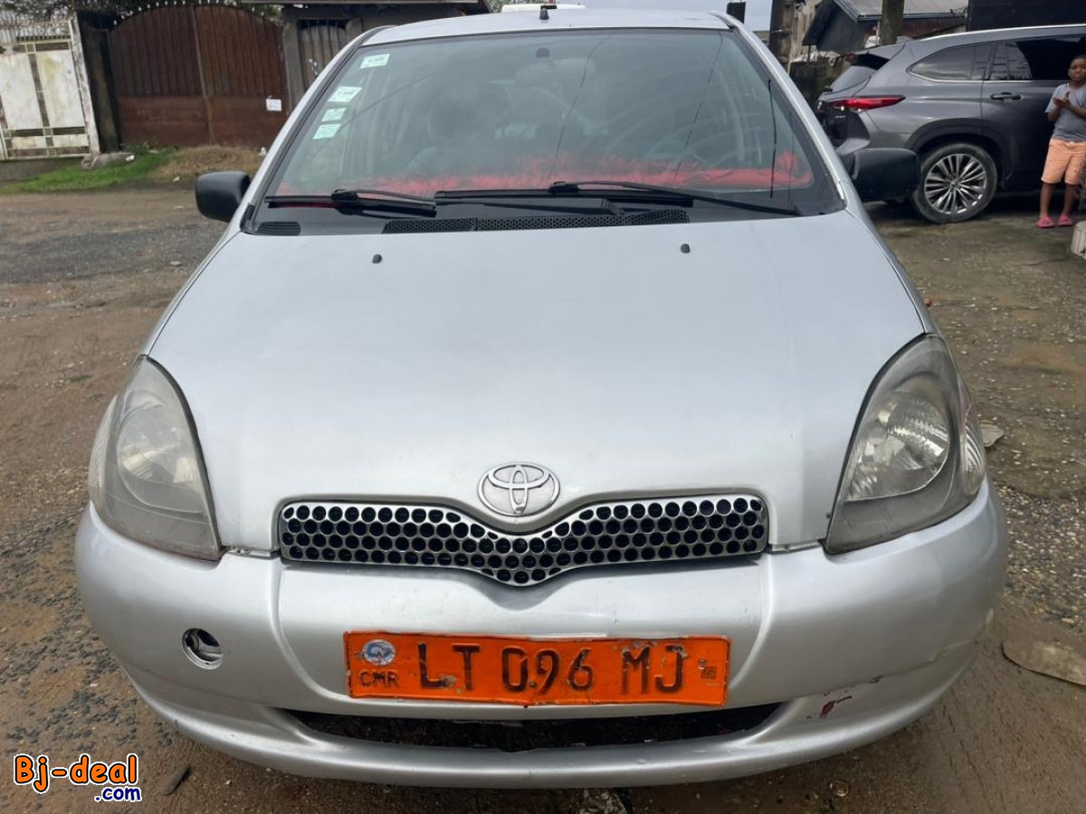 Image principale de TOYOTA YARIS ANNÉE 2004