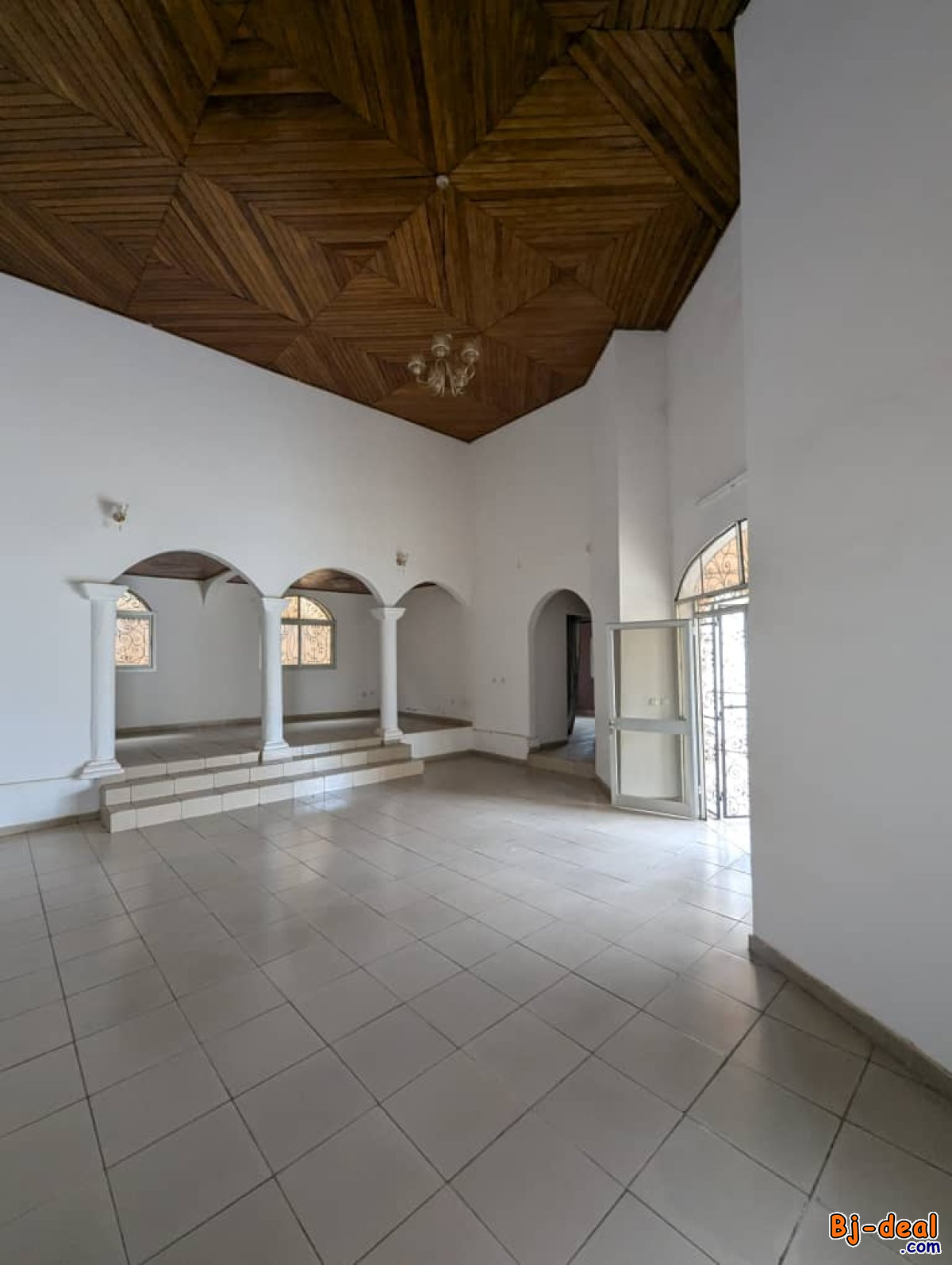 Image principale de Magnifique Villa Très Haut Standing à Vendre à Odza