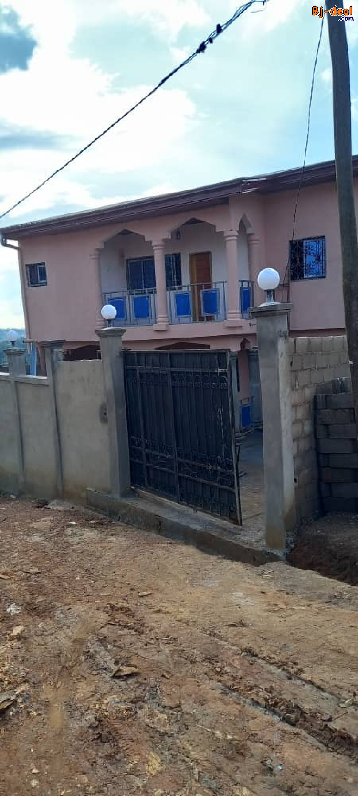 Image principale de Duplex disponible à Nsam