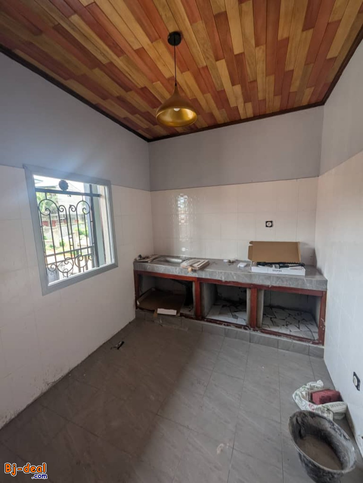 Image principale de Magnifique Studio Bon Standing Neuf à louer à Odza