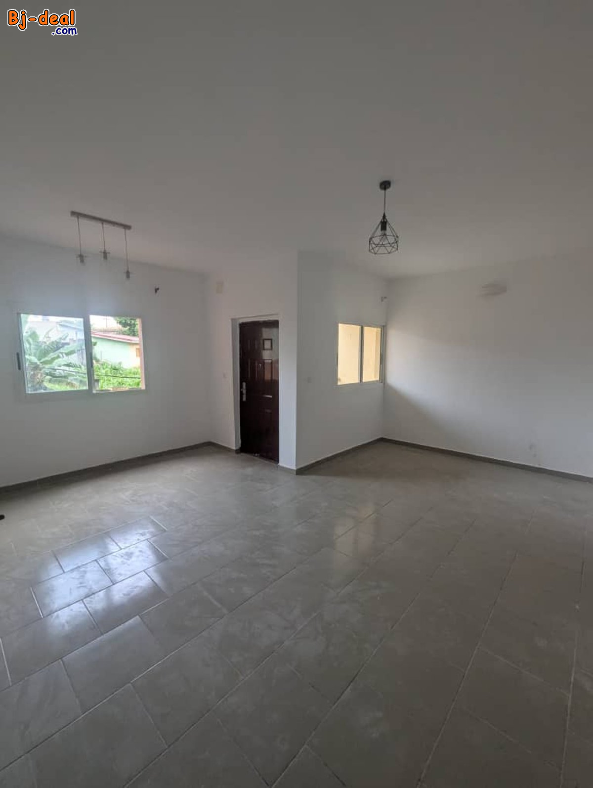 Image principale de Bel Appartement Bon Standing à louer à Odza