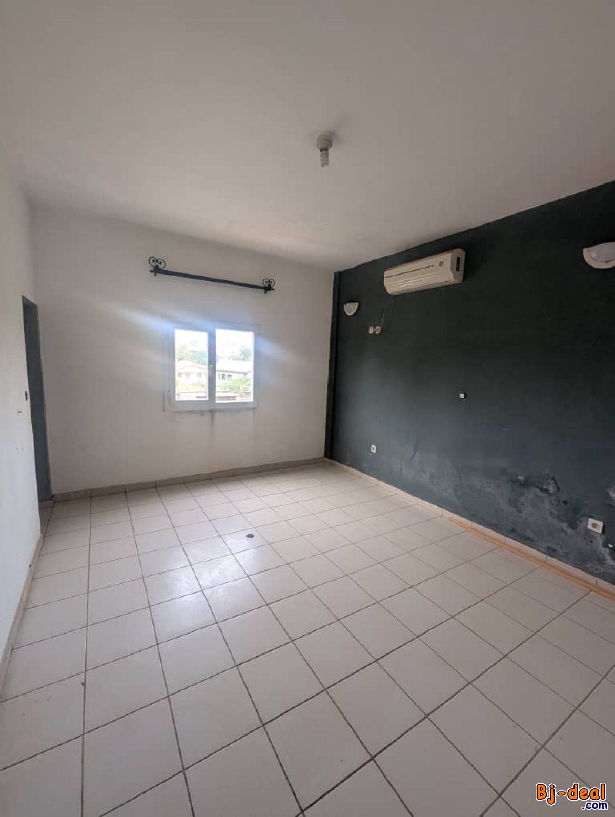 Image principale de 05 Magnifiques Appartements Haut Standing à louer à Odza