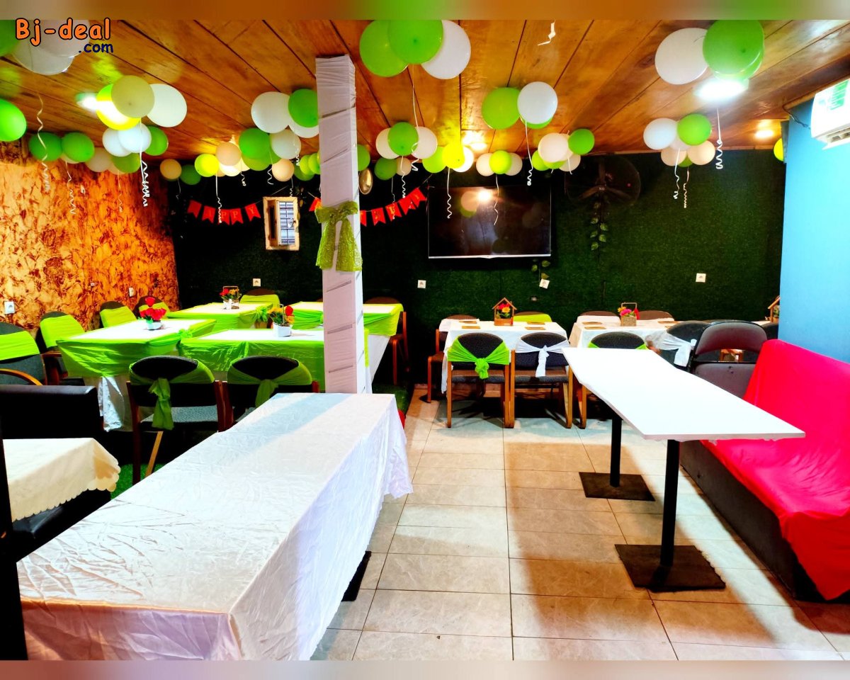 Image principale de Local commercial ange Raphaël