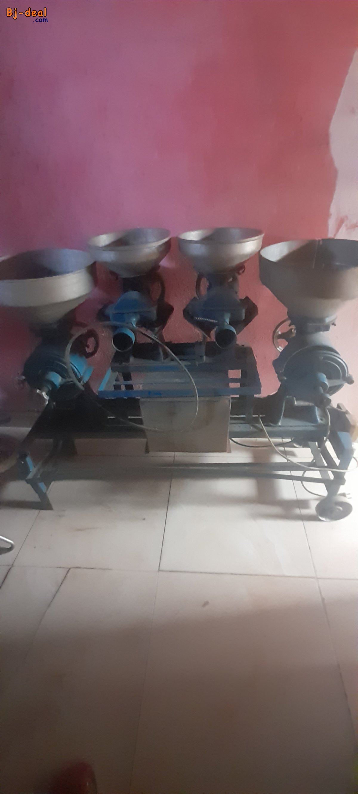 Image principale de Machine à écraser neuve