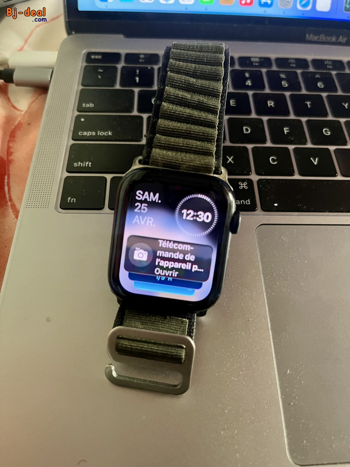 Image principale de Apple Watch SE 2022 44mm