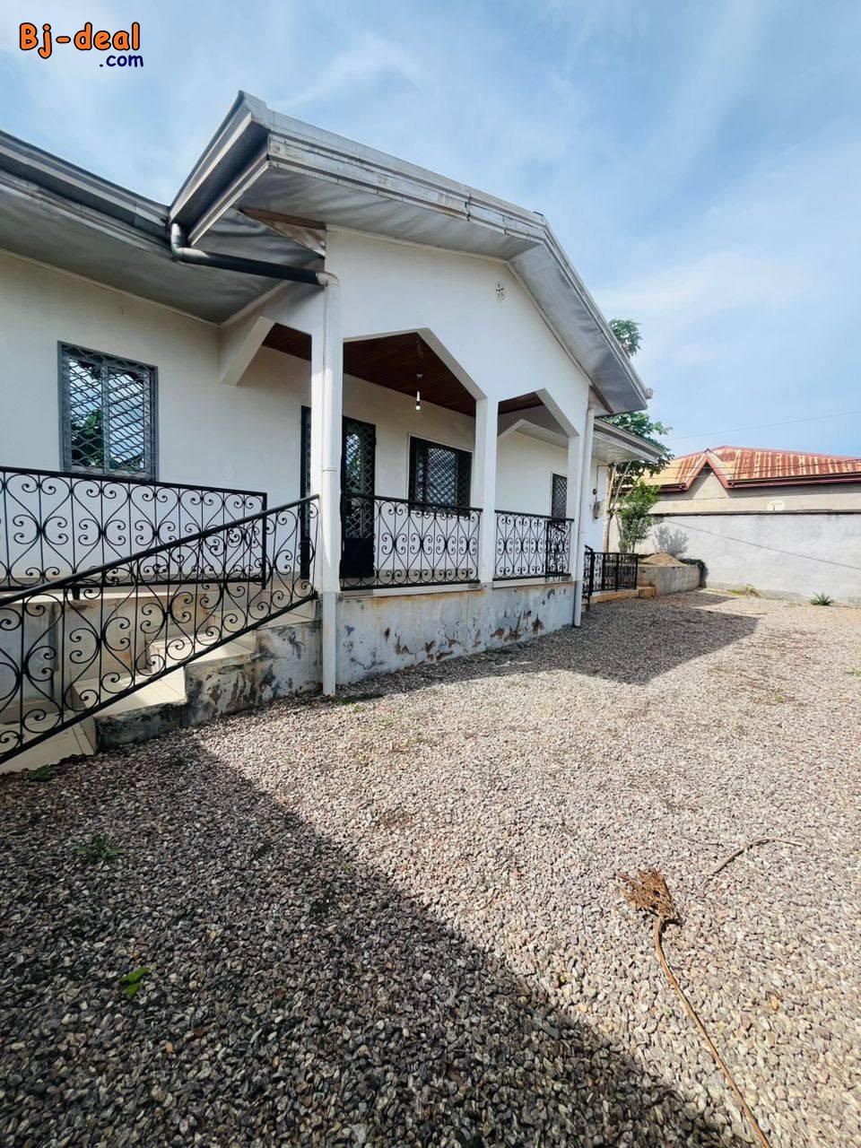 Main image of Belle villa à Odza petit marché