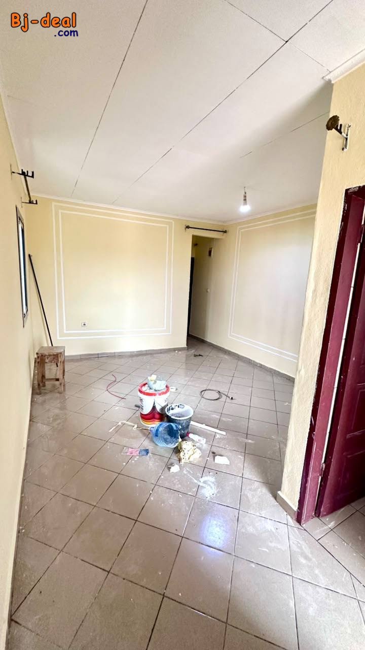 Image principale de STUDIO DANS LA BARIERE à NSAM SAFAVIN