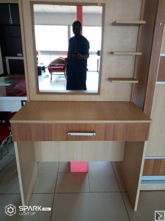 Image principale de Coiffeuse