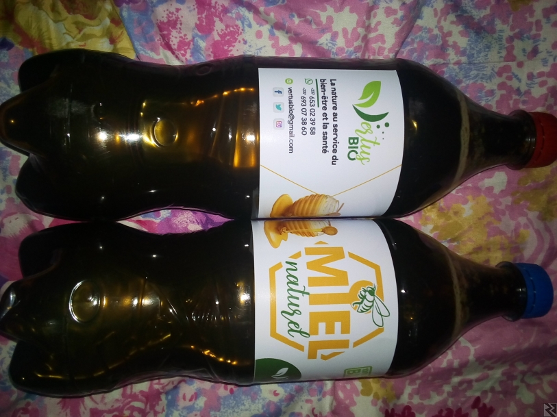 Main image of Du pure miel en Provence de Garoua