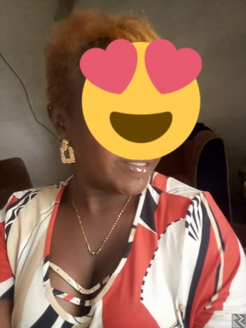 Main image of Fille disponible pour le sexe