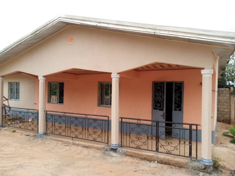 Main image of Villa titrée  a  vendre a  NKoabang