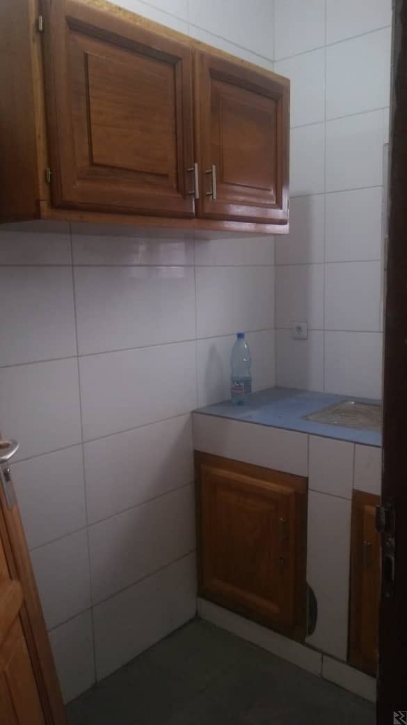 Image principale de Studio neuf a louer a Eleveur