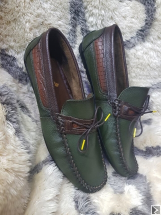 Main image of Mocassin en Cuir