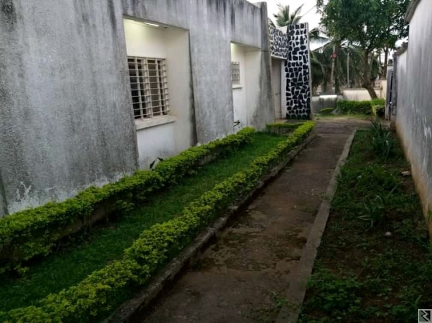 Main image of Villa à€ vendre à  L'Omnisport