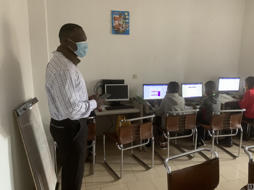 Image principale de VACANCES PRO BILINGUE YAOUNDÉ MONTÉE JOUVENCE