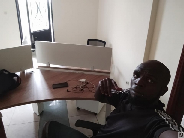 Image principale de Station de travail  pour bureaux 3 places