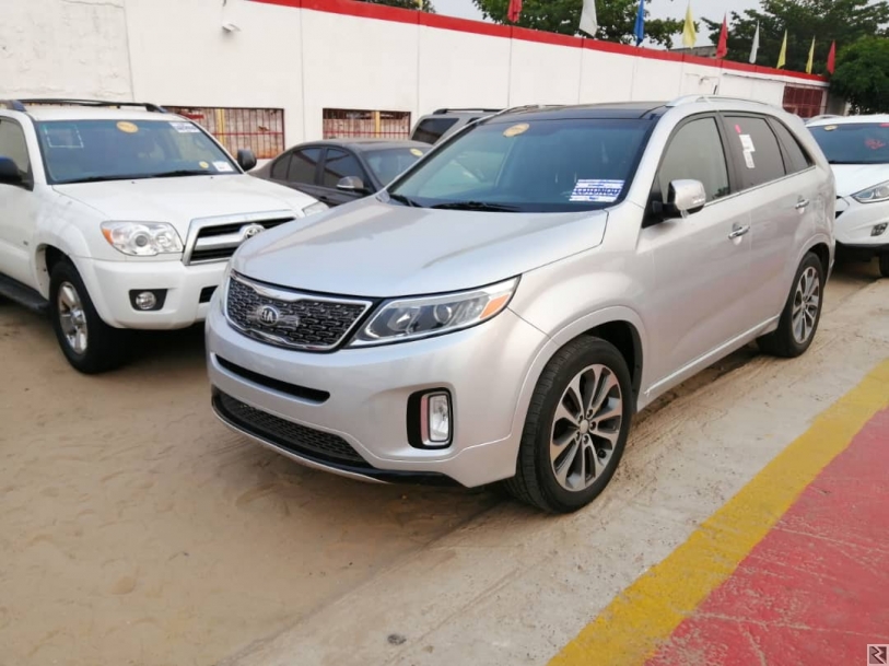 Main image of Location voitures diverses