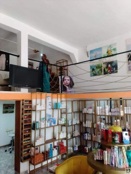 Image principale de Boutique avec toilette à  Elig Essono