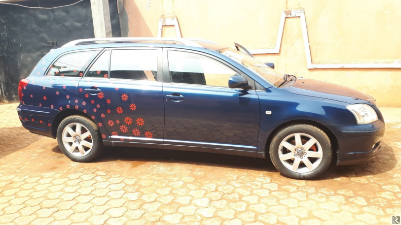 Main image of Toyota Avensis en très bon état à  vendre