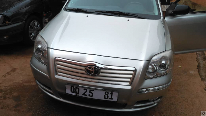 Main image of Avensis tête de cochon 2005 occasion Europe