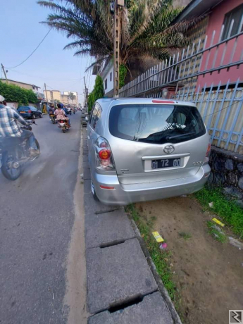 Image principale de Toyota Corolla Verso 2005