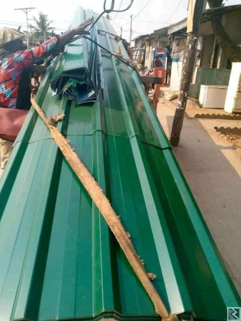 Image principale de vente des tôles et accessoires de constructions