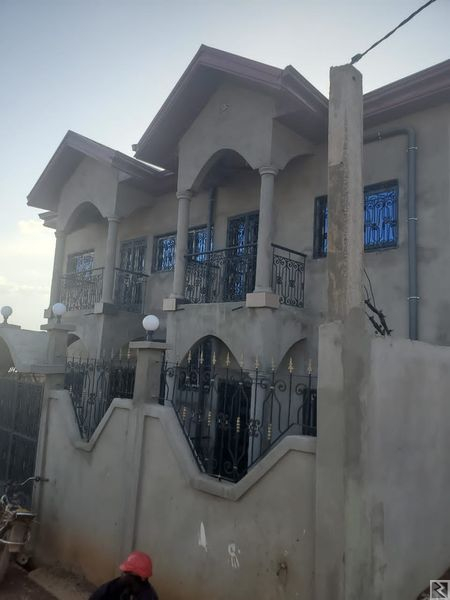 Image principale de Studio neuf avec forage et parking à  Nkoabang